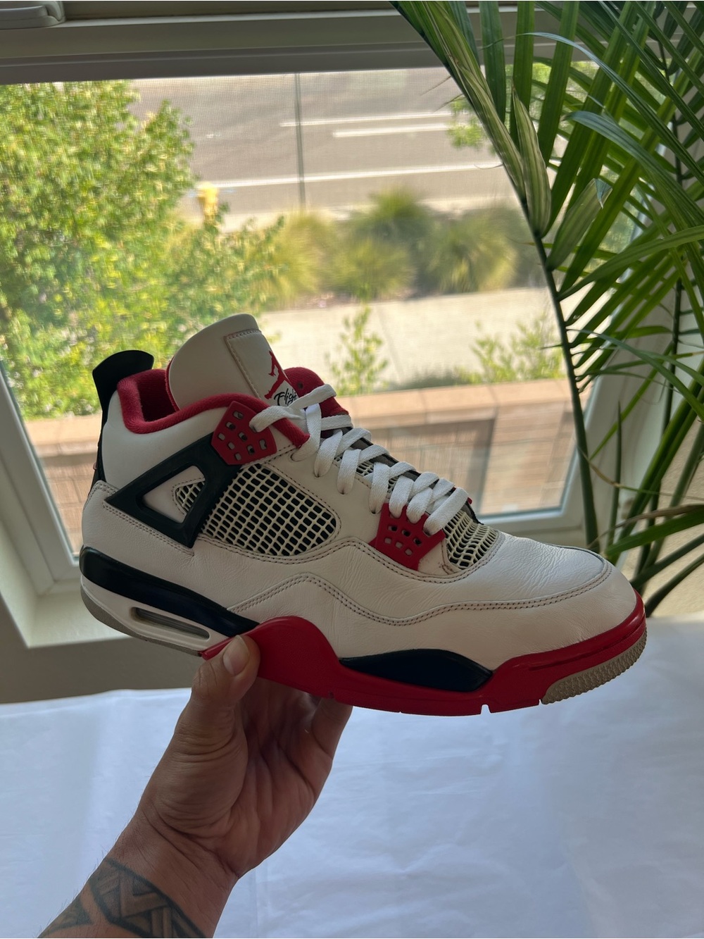 Nike Air Jordan 4 Retro Fire Red 2020 Men’s Size 13 Shoes